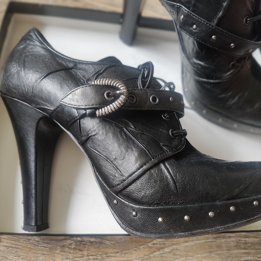 Black High Heel Oxford Shoes with Gothic Accents